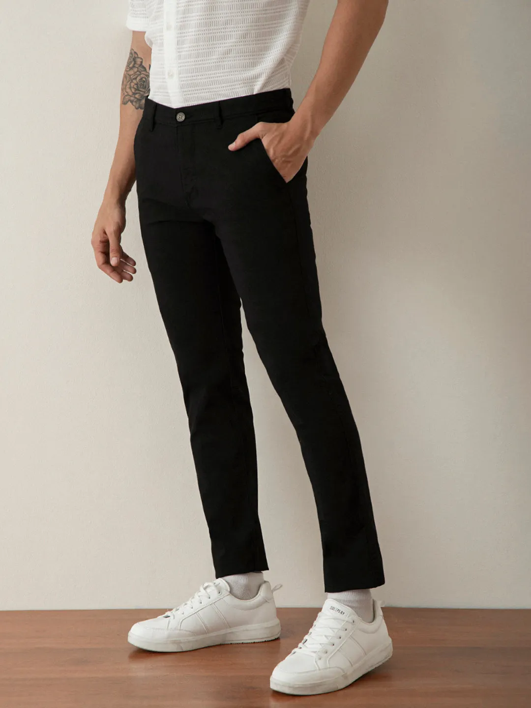 Black Solid Slim Fit Trouser