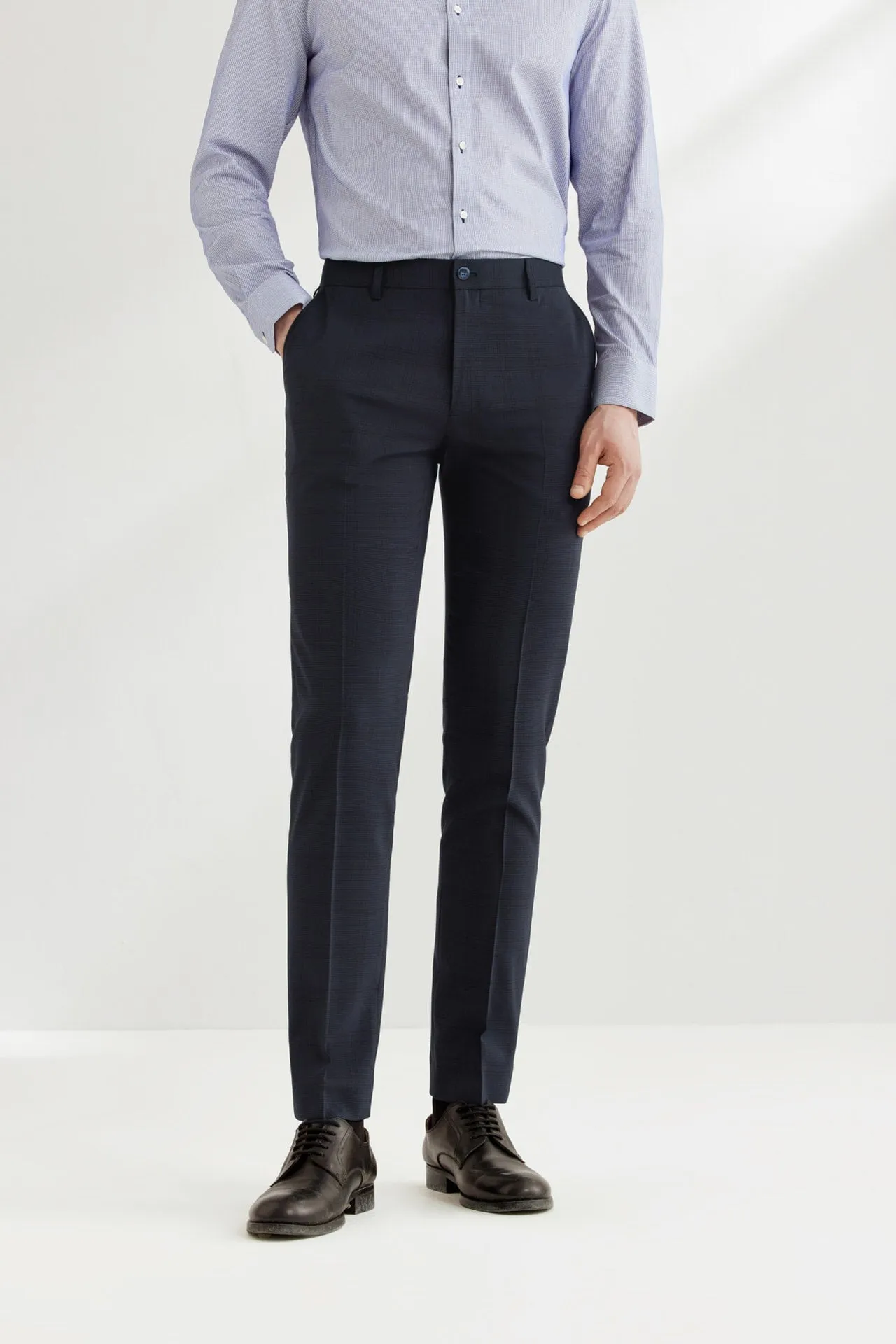 Blended Stretch Pin Check Suit Pants in Slim Fit