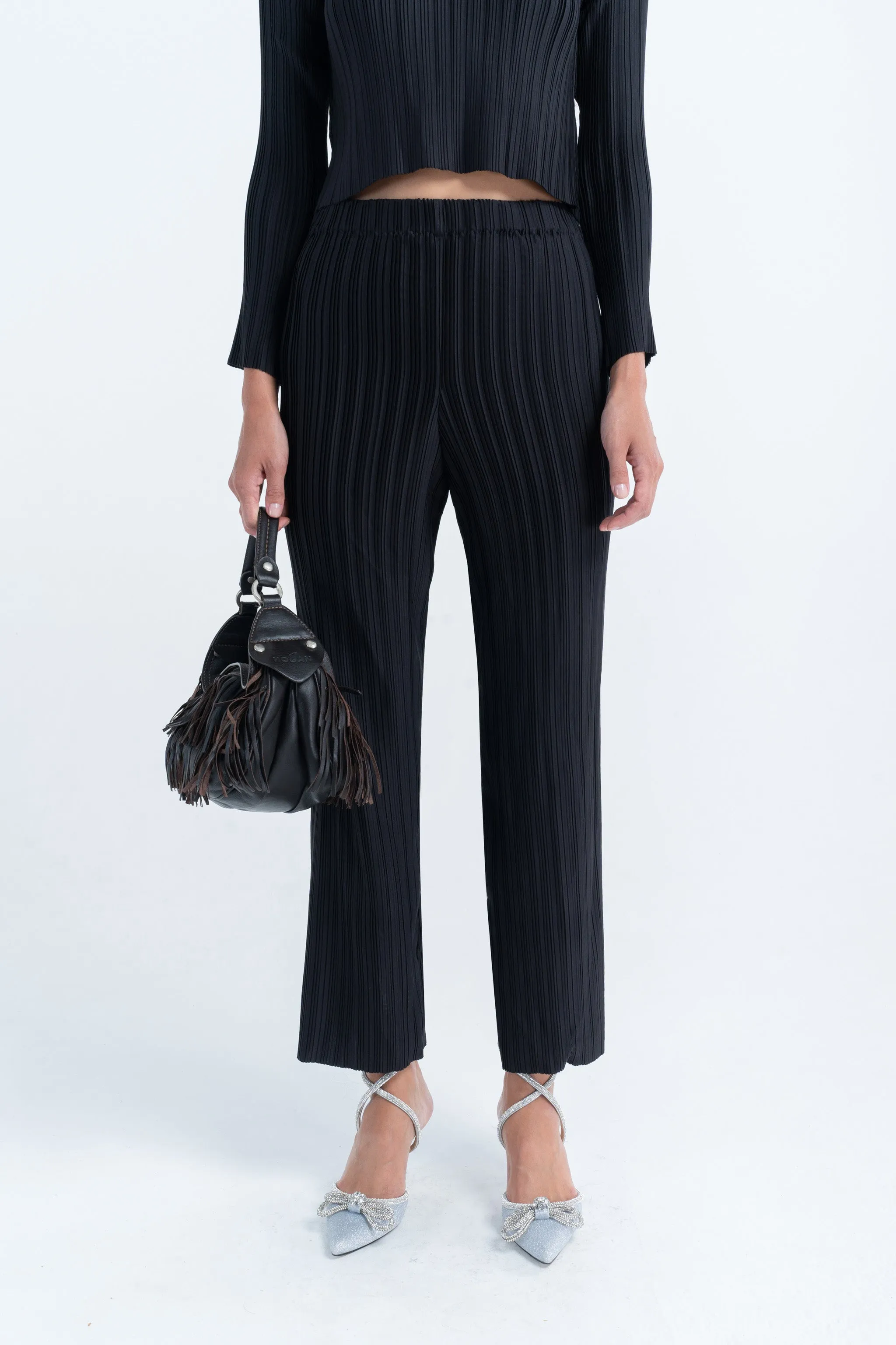 Box Pleat Straight Pant in Black