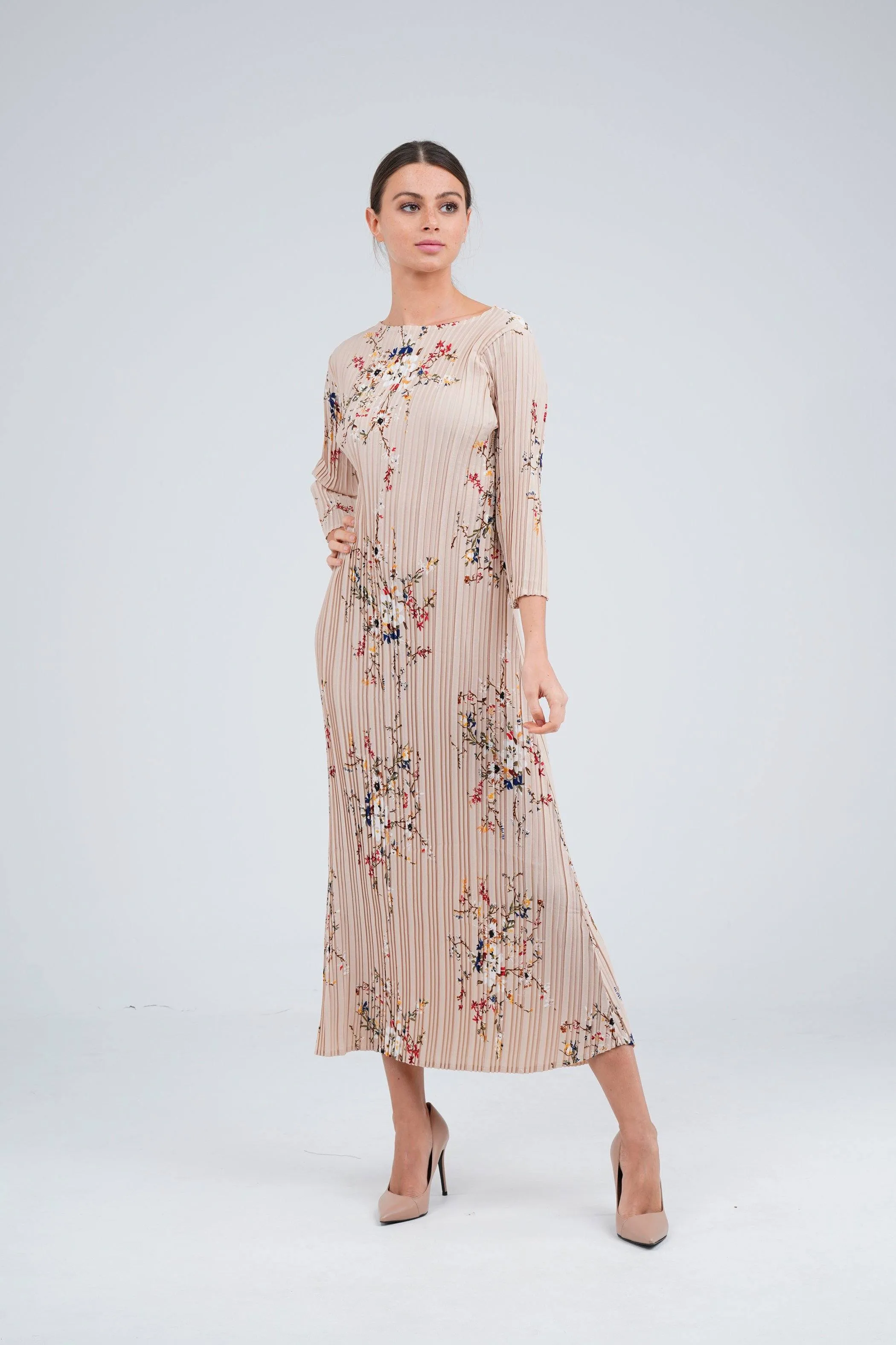 Dael Pleated Floral Dress (Slim Fit)