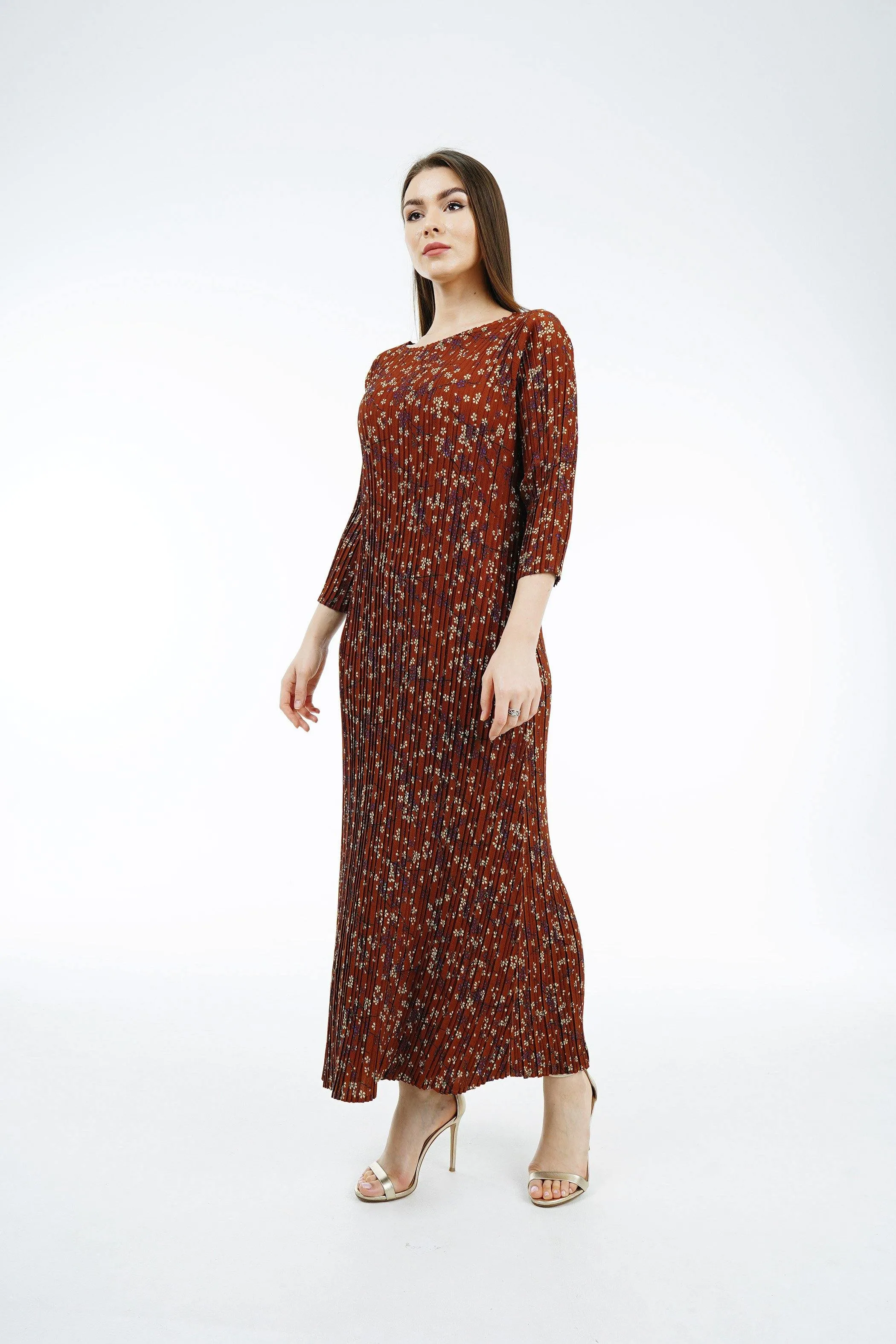 Dael Pleated Floral Dress (Slim Fit)