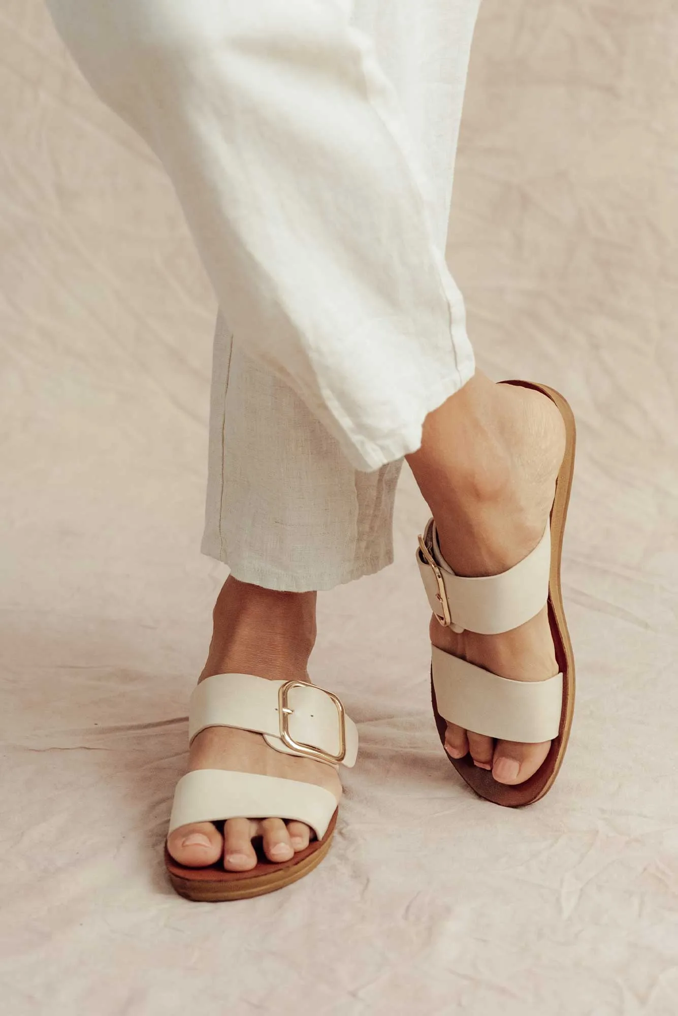 Doti Cream Buckle Slide