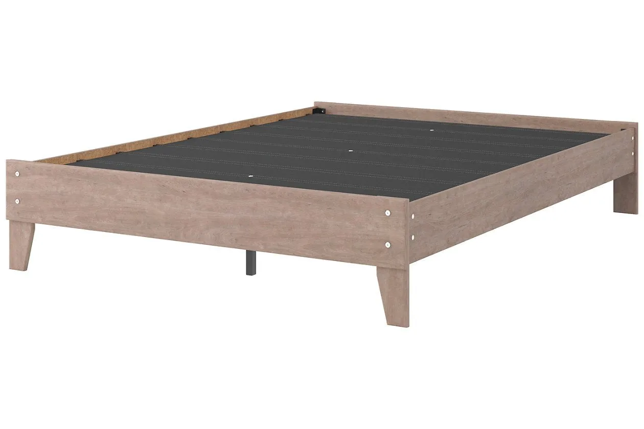 Flannia Gray Queen Platform Bed