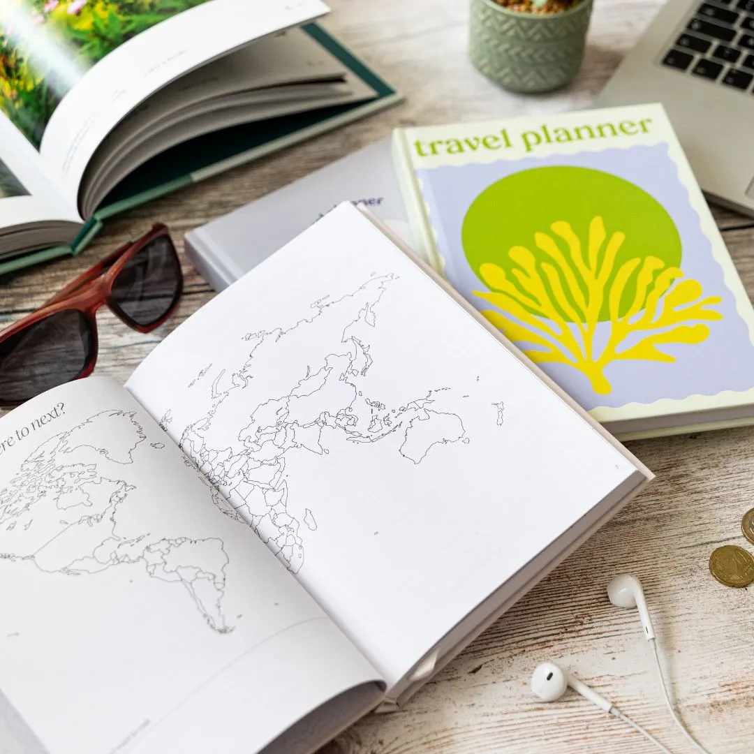 Green Coral Travel Planner - Yop & Tom