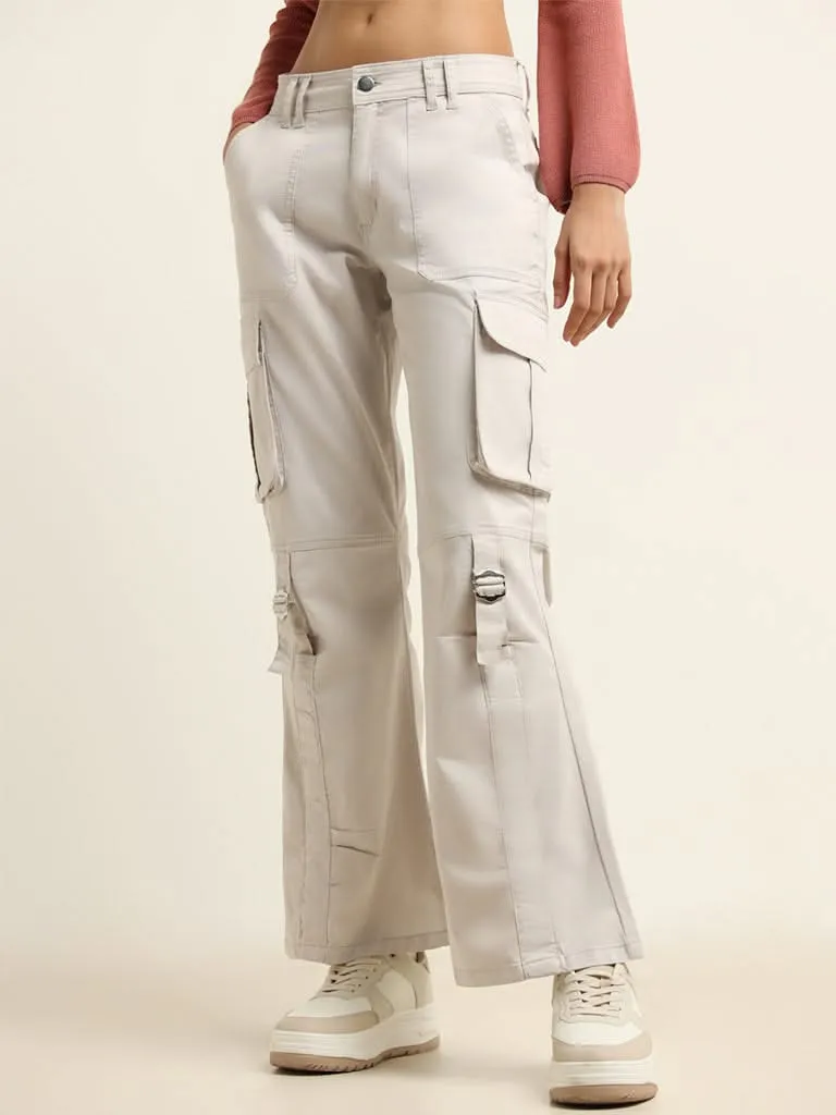 Nuon Cream Cotton Blend Cargo Pants