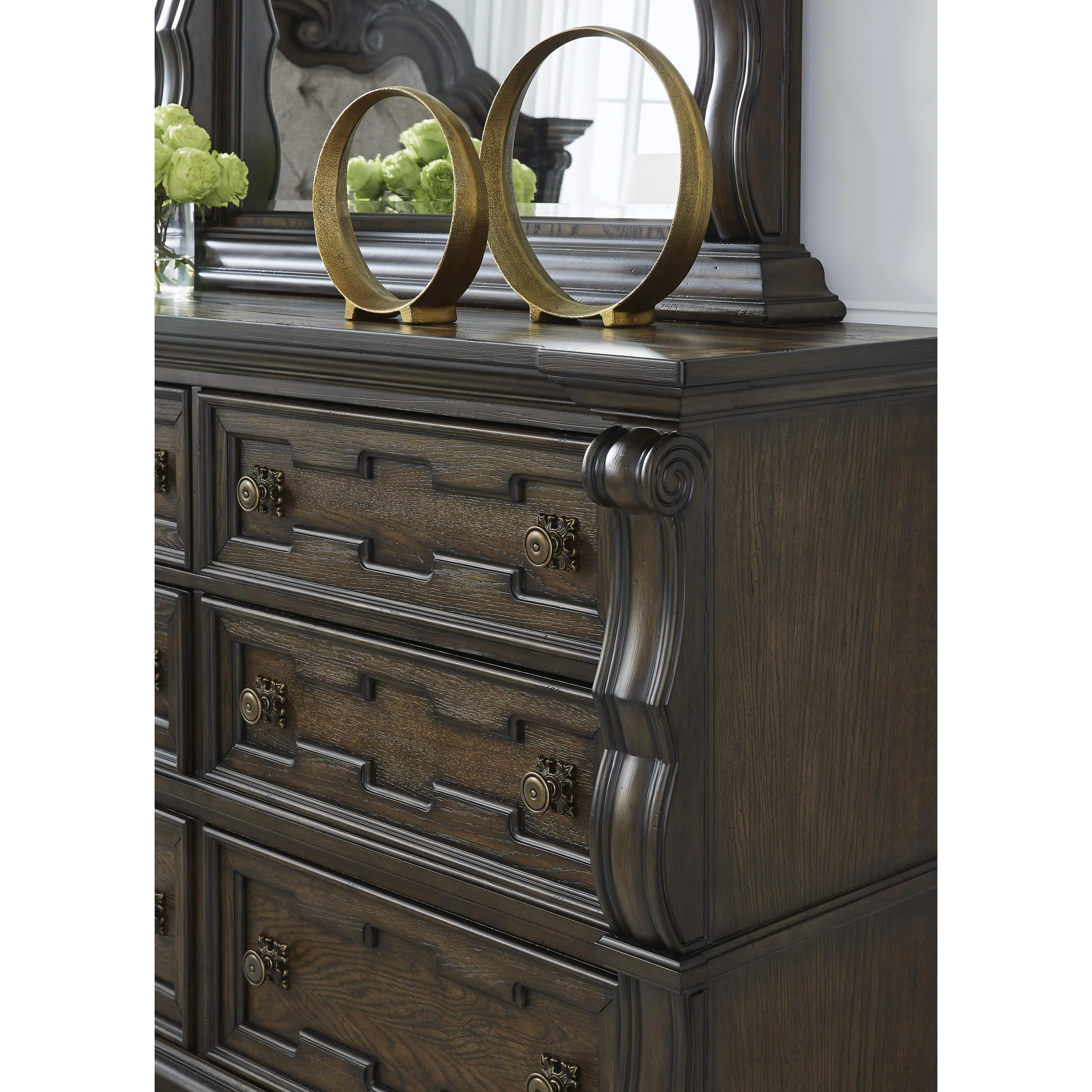 Signature Design by Ashley Maylee 6-Drawer Dresser B947-31