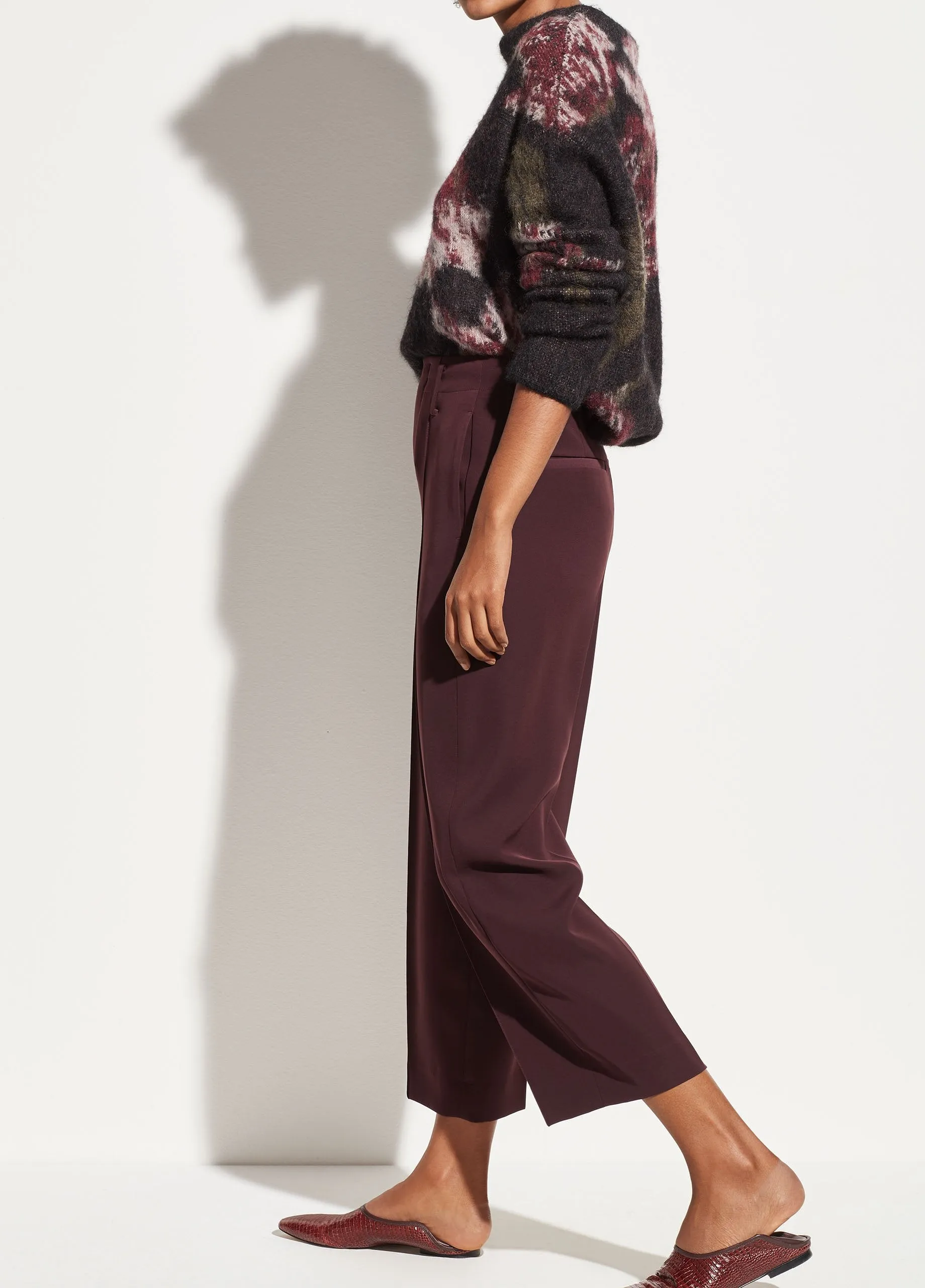 Straight Cropped Pant in Dahlia Wine