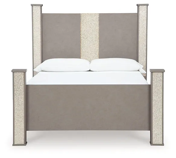 Surancha Queen Poster Bed with Mirrored Dresser