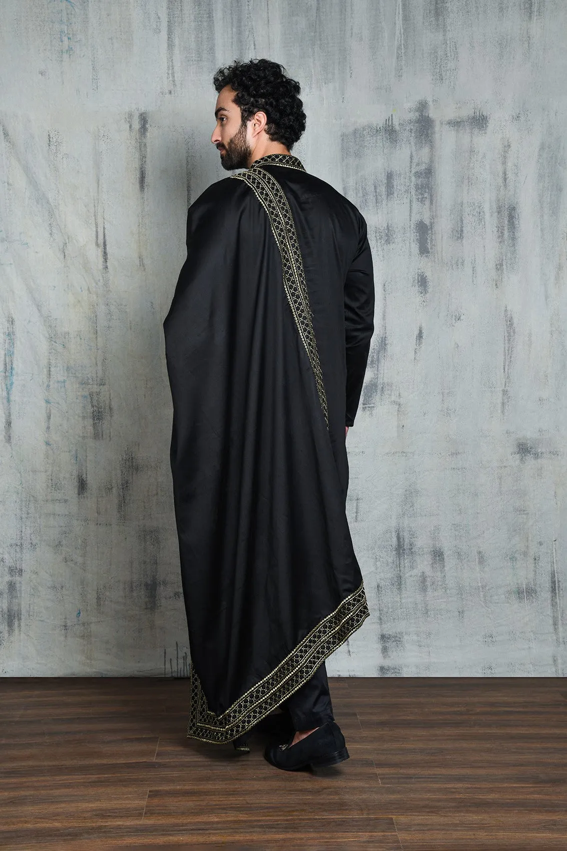 VELVET BLACK SATIN KURTA SET WITH ZARI EMBROIDERY